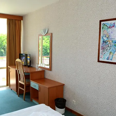 Kristel Park Hotel 3*