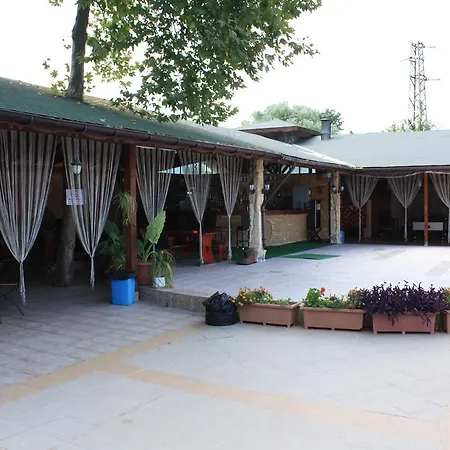 Kristel Park Отель