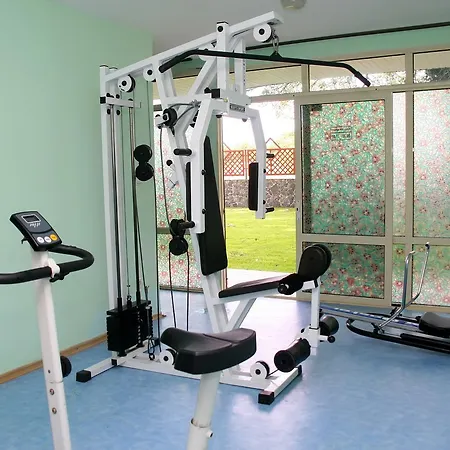 酒店 Kristel Park 克兰内沃