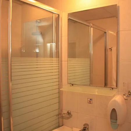 Hotel Kristel Park 3*