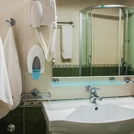 Hotel Kristel Park 3*