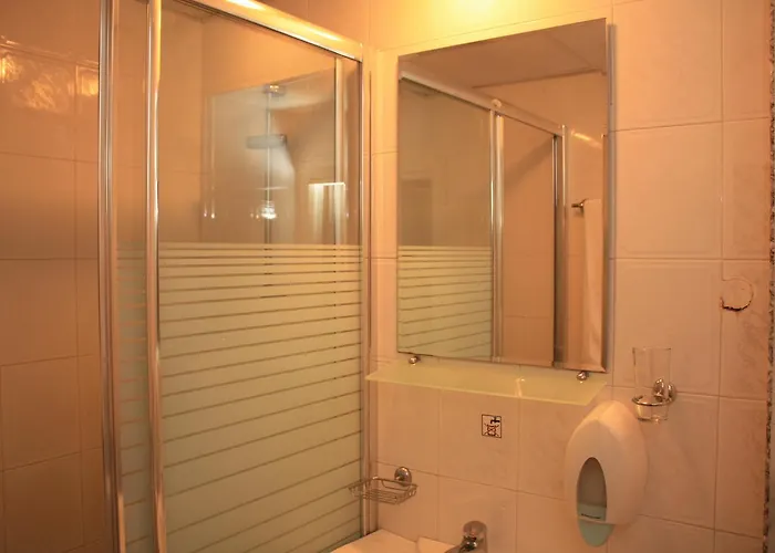 Otel Kristel Park 3*